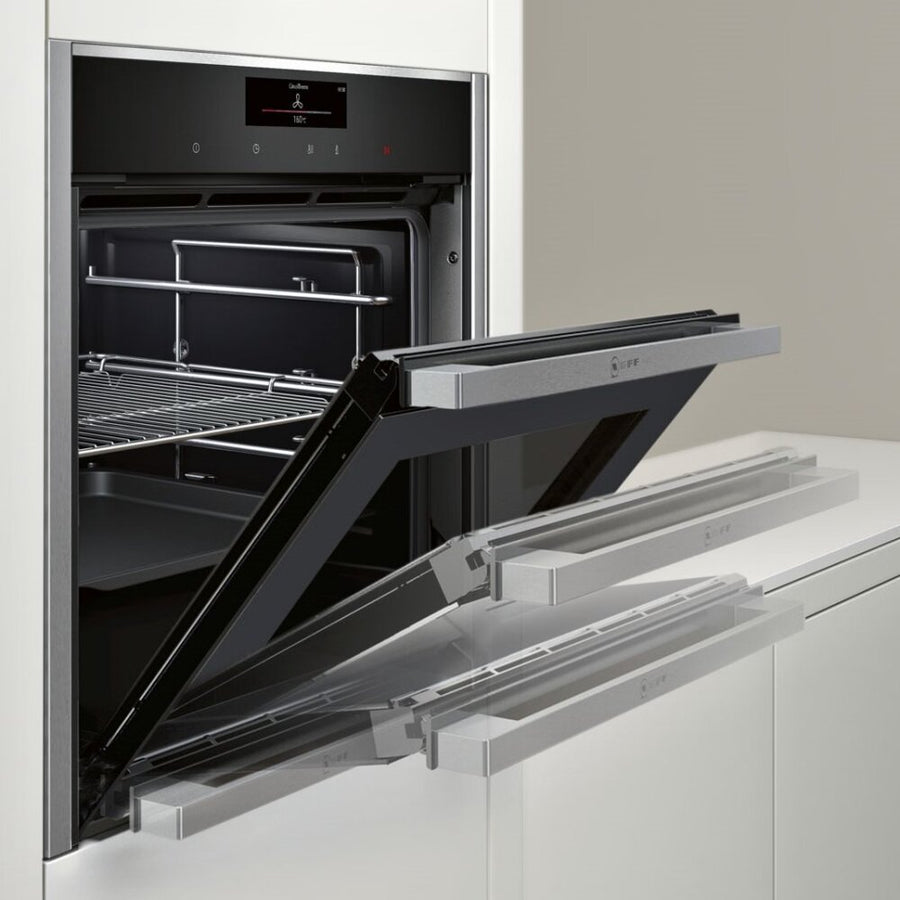 Neff N90 B58CT68H0B Built-in Hide&Slide® Single oven - Stainless steel