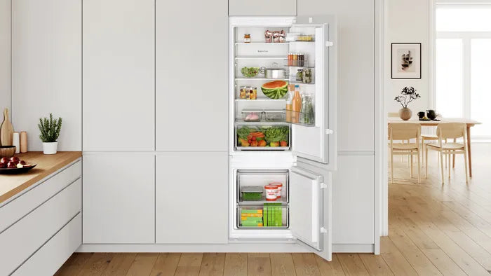 Bosch KIV87NSE0G 70/30 Low Frost Built-In Fridge Freezer [Sliding Door Installation]