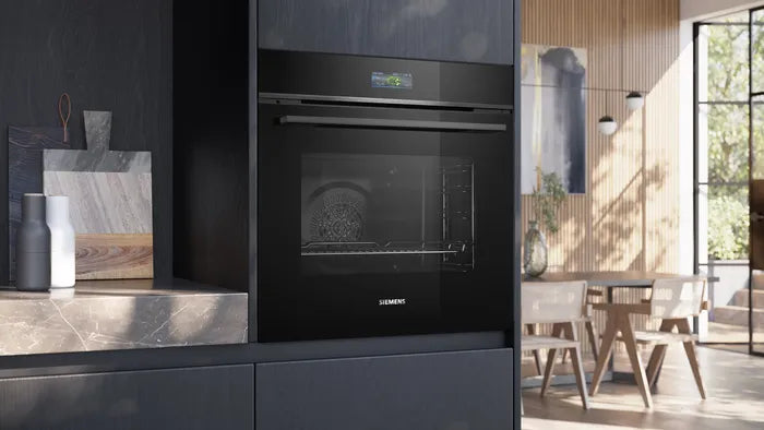 Siemens iQ700 HB772G1B1B Built-in Single Oven - Black