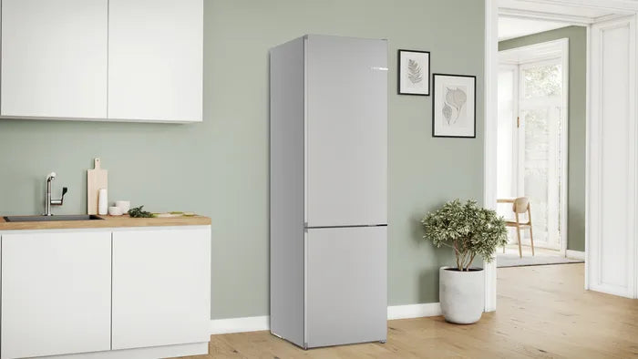 BOSCH Series 4 KGN392LAGG 70/30 Frost Free Fridge Freezer - Silver [Free 5-year parts & labour guarantee]