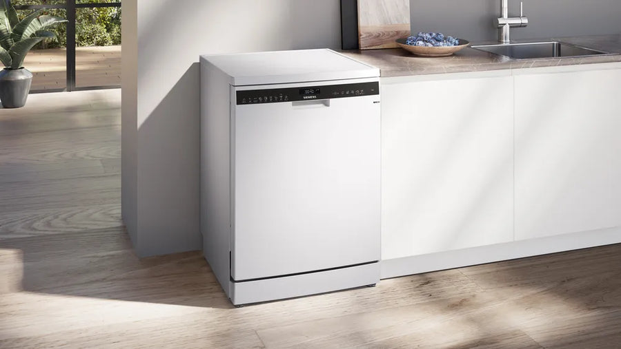 Siemens IQ500 SN25EW13CE 14-place setting freestanding dishwasher - White [Free 5-year parts & labour guarantee]