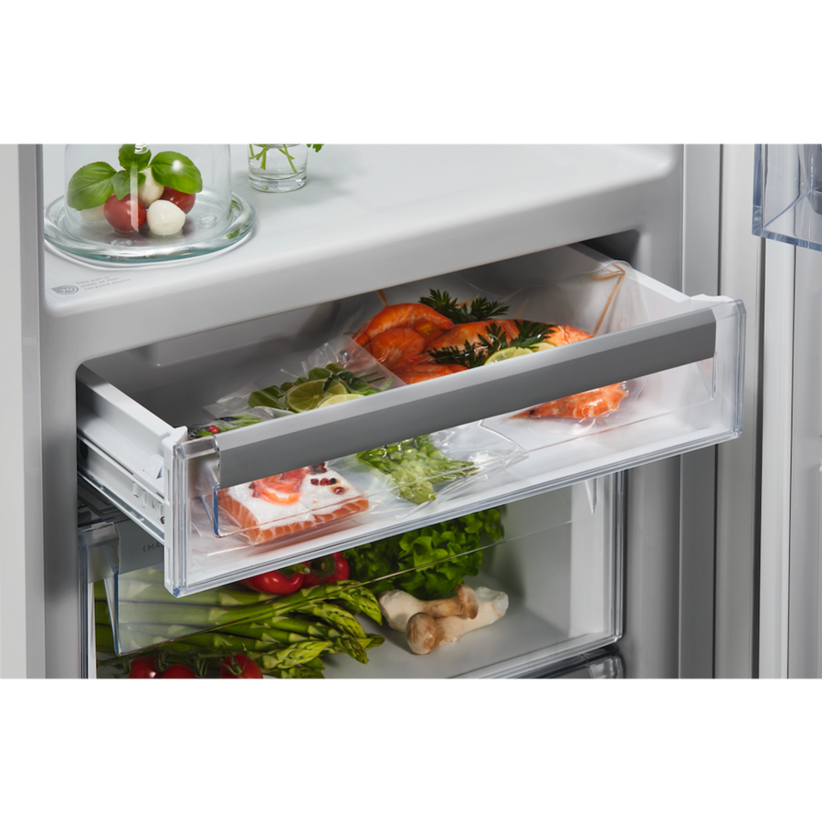 AEG NSK9Z181EC 9000 LongFresh Built-in Tall fridge [fixed hinge]