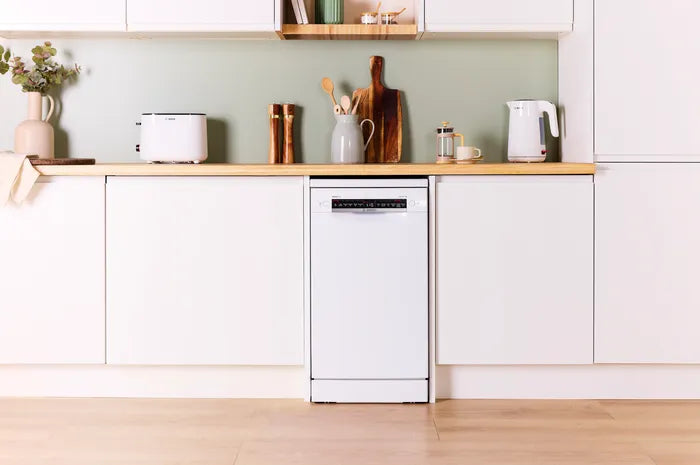 Bosch SPS4HMW49G Serie 4 Slimline Freestanding Dishwasher - White
