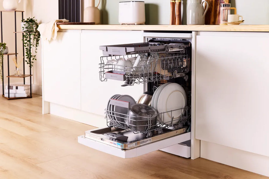 Bosch SPS4HMW49G Serie 4 Slimline Freestanding Dishwasher - White