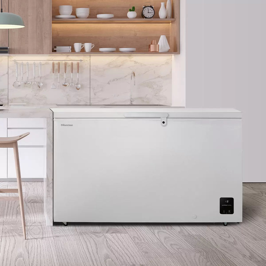 Hisense FC571D4AWLYE 372 Litre Chest Freezer - Winter Guard