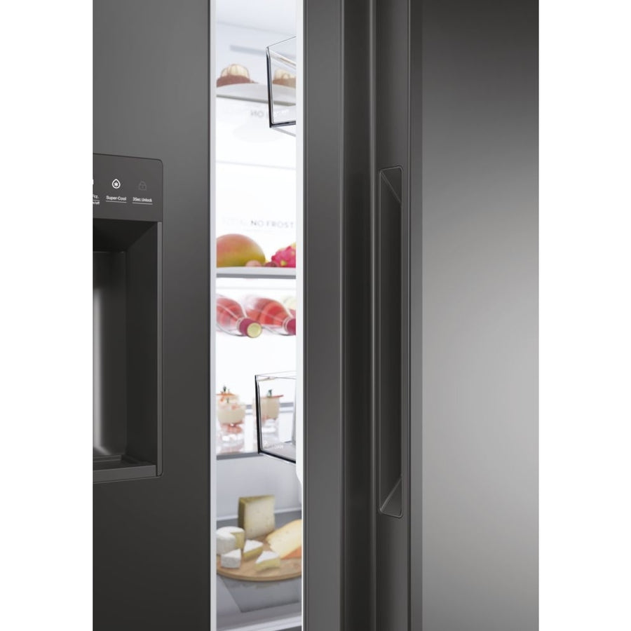 Haier HSW59F18EIPT Plumbed ice & water American style fridge freezer - Black