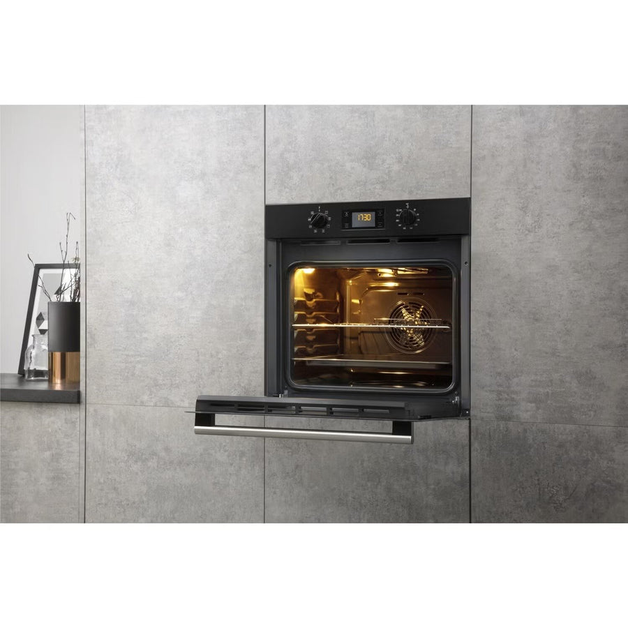 HOTPOINT SA2540HBL Multifunction Built-in Single Oven w Steam Cleaning