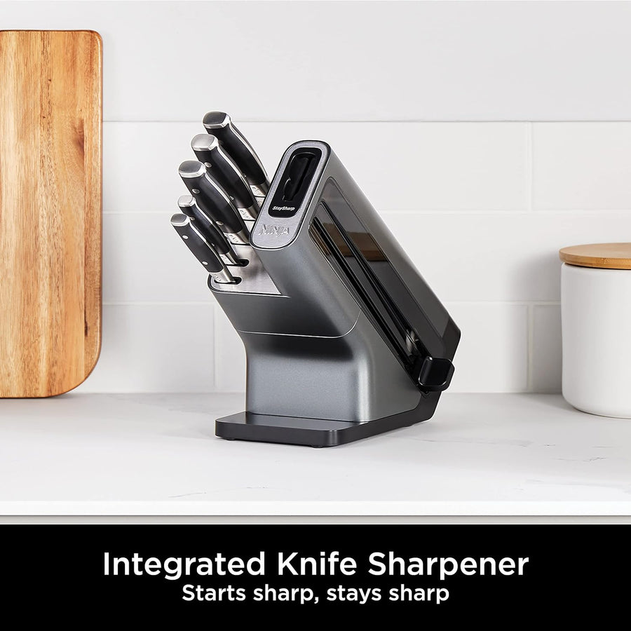 Ninja K32005UK StaySharp Knife Block with Integrated Sharpener – 5-Piece Set