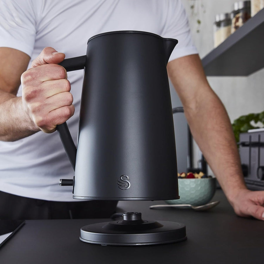 Swan SK14640BLKN Stealth Kettle Streamlined Design - Matte Black