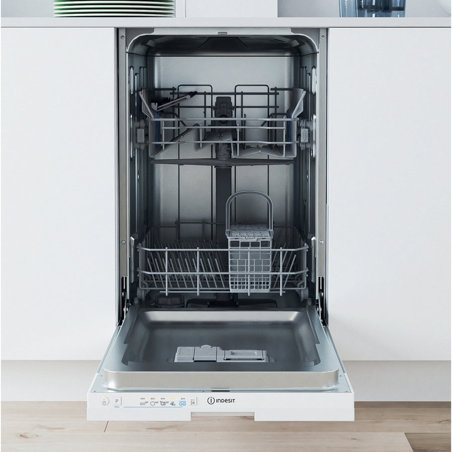 Indesit IN2ID10CS80UK 10-place setting Slimline Integrated Dishwasher