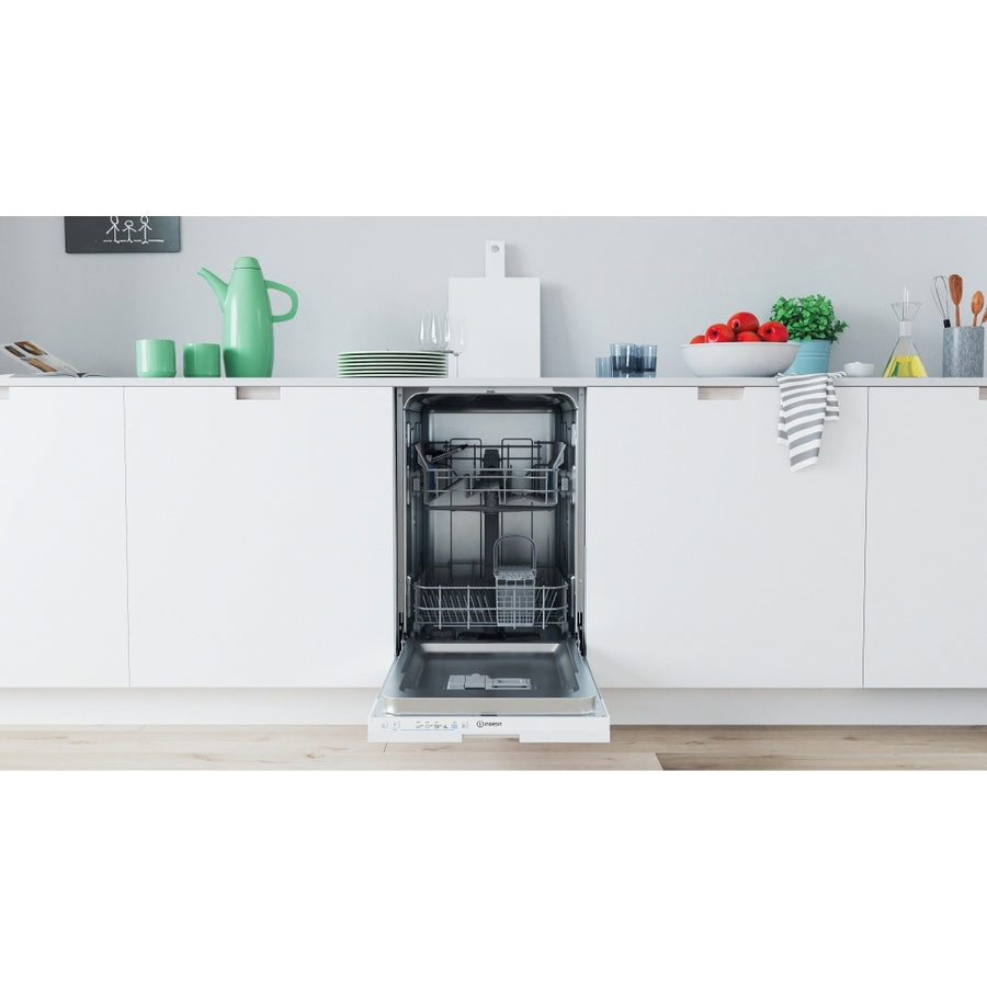 Indesit IN2ID10CS80UK 10-place setting Slimline Integrated Dishwasher