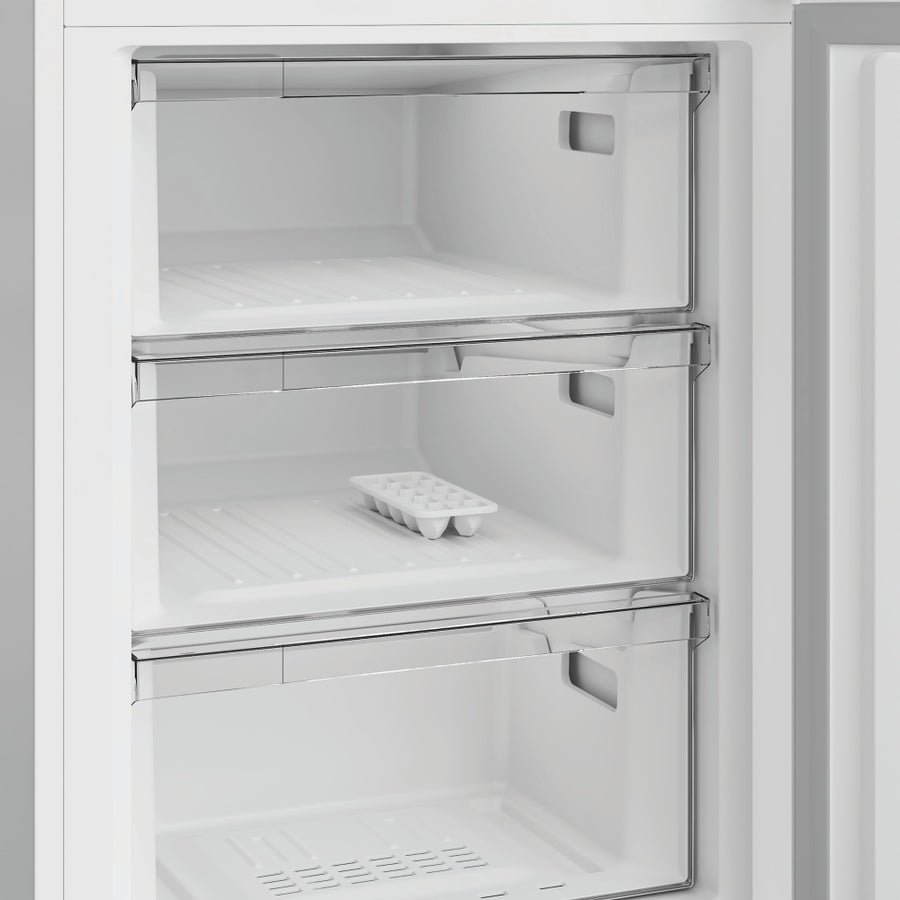 Indesit INKS1361S4UK 60/40 Freestanding Fridge Freezer - Silver