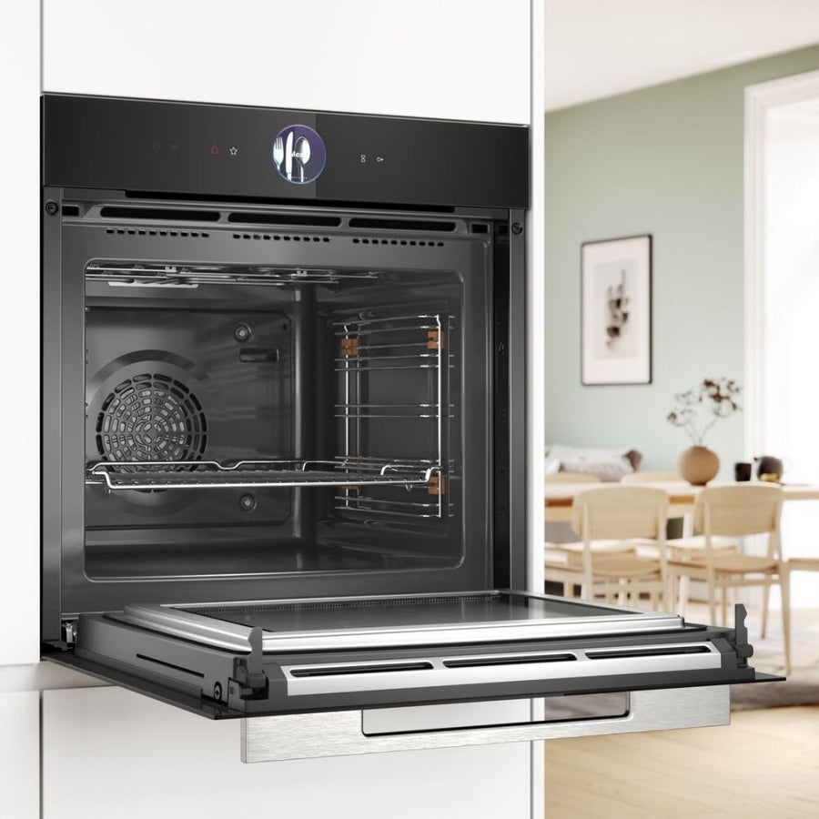 Bosch Series 8 HMG7764B1B Pyrolytic built-in single oven with Microwave function