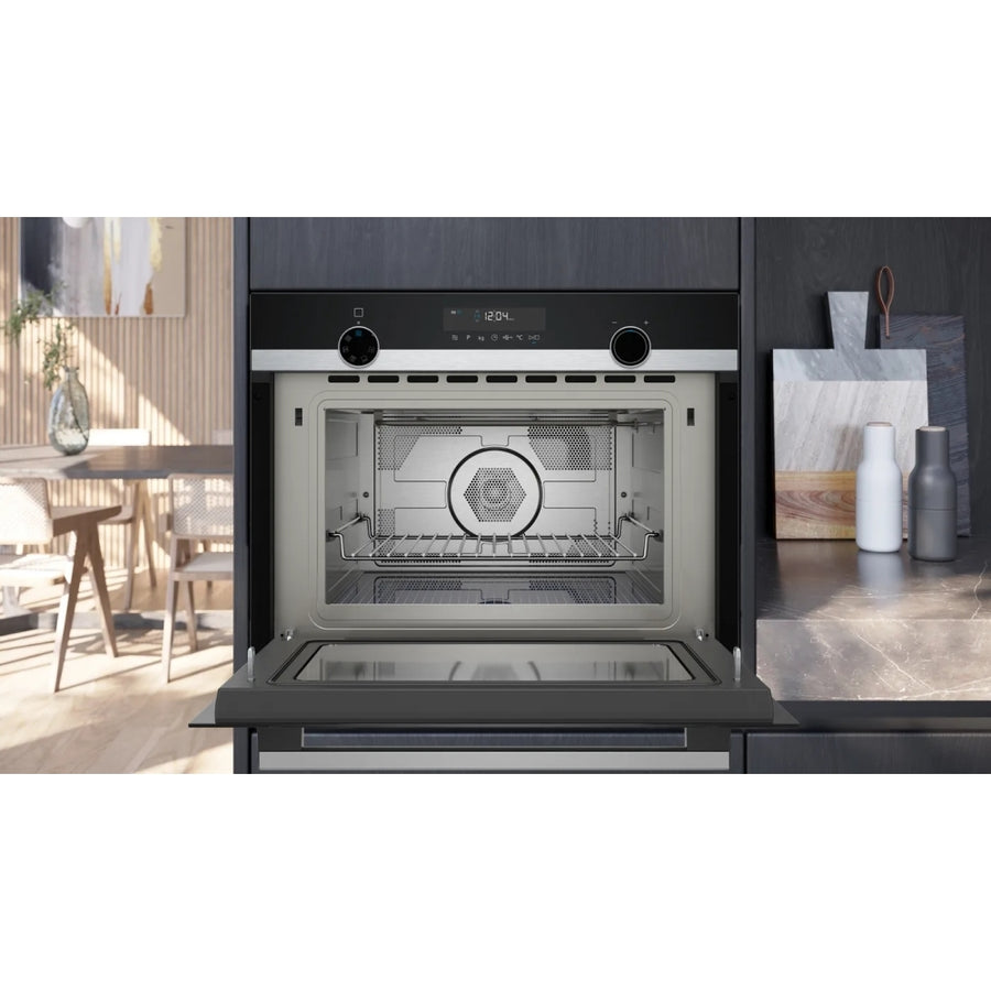 Siemens CM585AGS1B iQ500 Built-in combi microwave with Hot Air - Stainless steel
