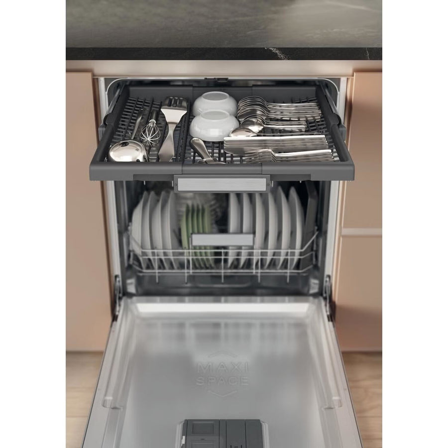 Hotpoint H7IHP42LUK Integrated MaxiSpace 15-place setting dishwasher [top cutlery rack]