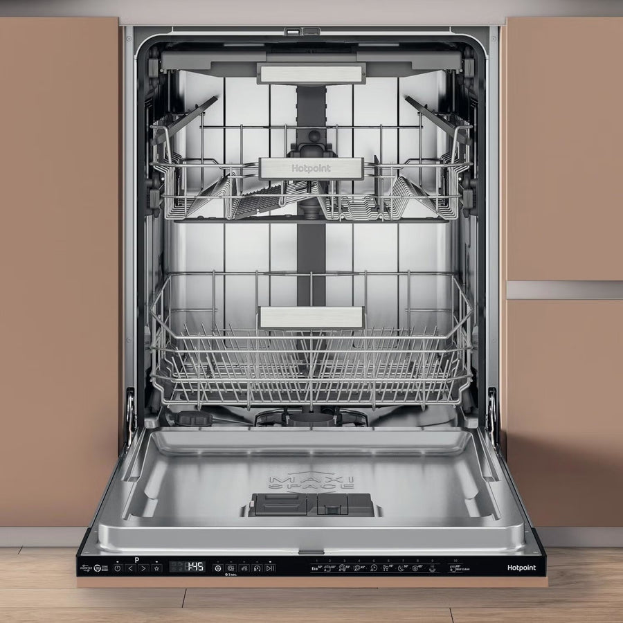 Hotpoint H7IHP42LUK Integrated MaxiSpace 15-place setting dishwasher [top cutlery rack] *LAST ONE*