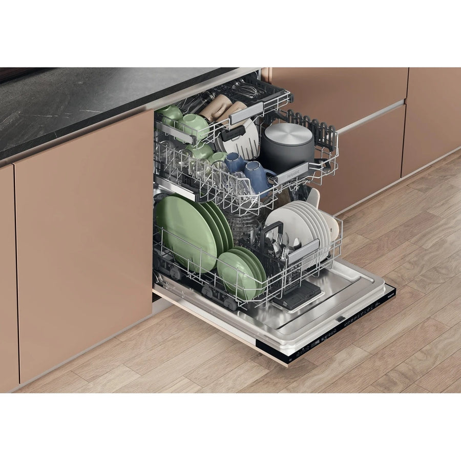 Hotpoint fully online integrated dishwasher