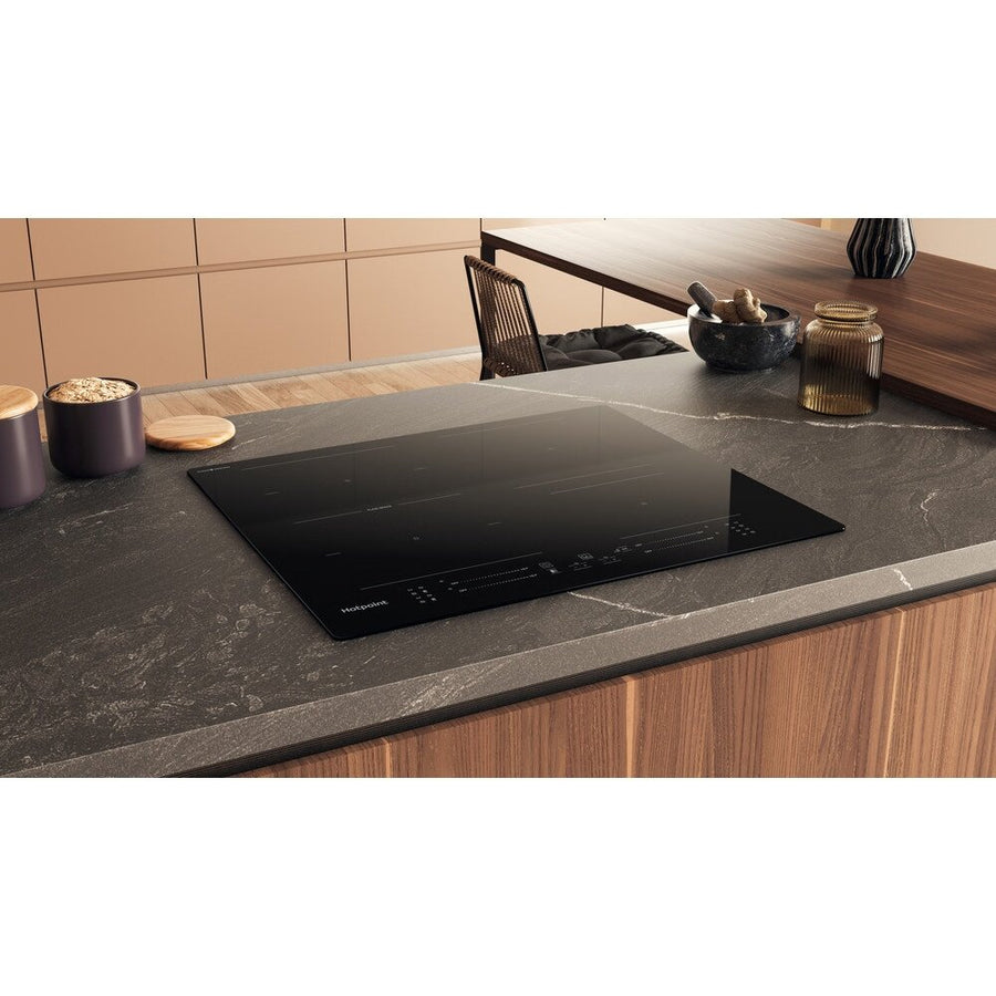 Hotpoint TS3560FCPNE CleanProtect 60cm 4 zone Induction Hob