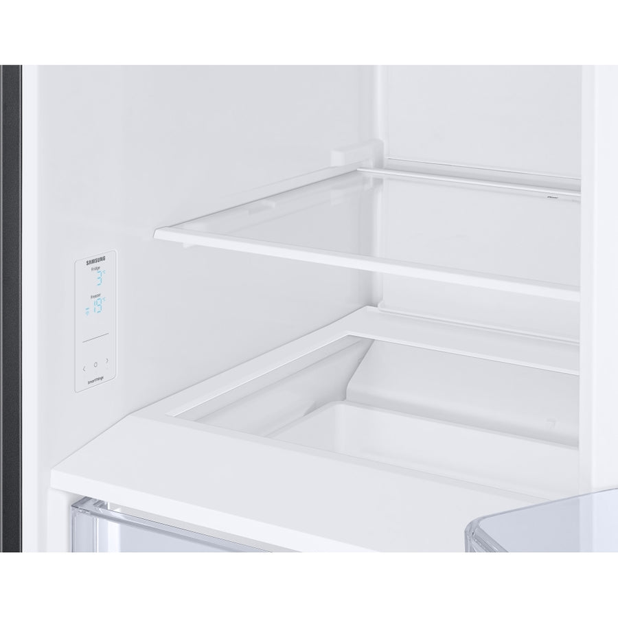 Samsung RB34C600EBN Series 4 70/30 Total No Frost Fridge Freezer - Black [Free 5-year parts & labour guarantee]