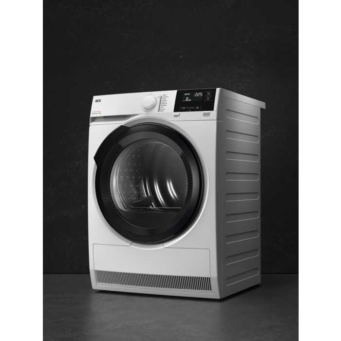 AEG TR718L4B 8kg 7000 SensiDry® Heat Pump Tumble Dryer