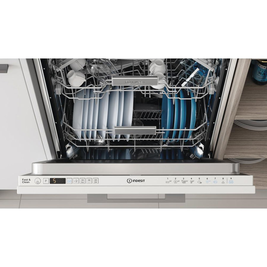 Indesit DIO3T131FEUK Super Silent Integrated 14 Place Settings Dishwasher [Top cutlery rack]